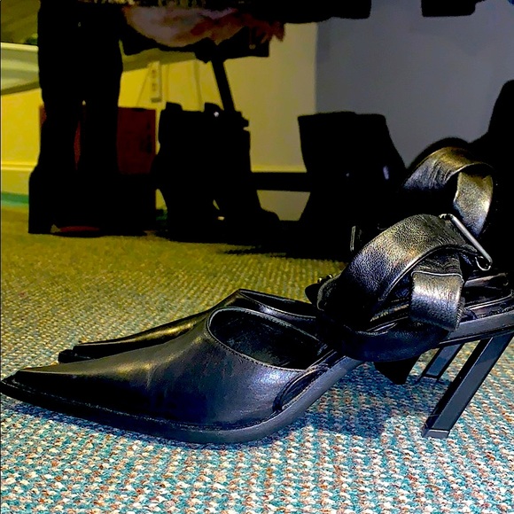 Ann Demeulemeester🖤Leather Wrap Kitten Heel Pumps - Picture 2 of 13